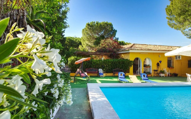 Casa Rural con Piscina Privada en Málaga