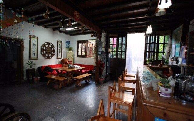 Xiaoshanlou International Youth Hostel