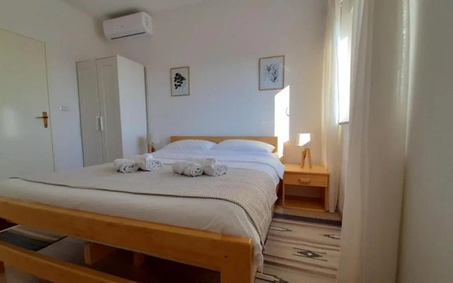 Posteja Rooms