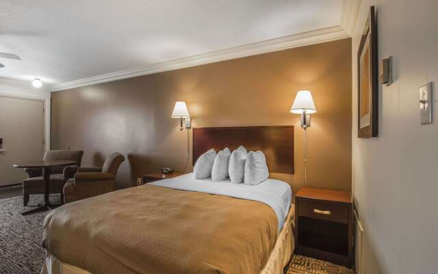 Quality Inn & Suites