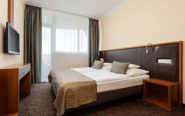 Hotel Eger & Park