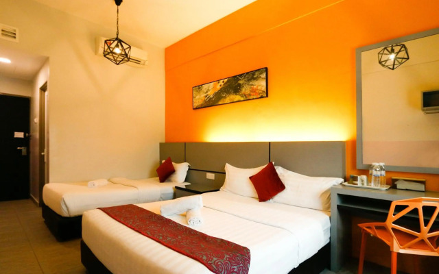 Travelland Hotel