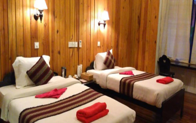 Manaw Thukha Hotel