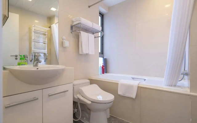 Tyms Family 3BR 2BA Apt Xujiahui Metro