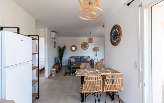 Mari - Appt tout confort 150m de la plage