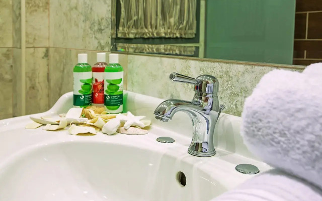 Core Hotel Polychrono