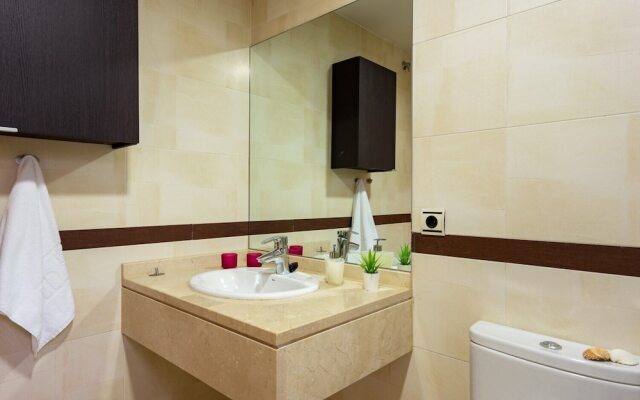 Lovely Apartment in Alamar Near the Beach Ref 108