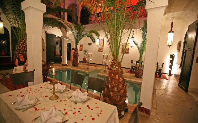 Riad Fabiola et Spa By La Siredrah