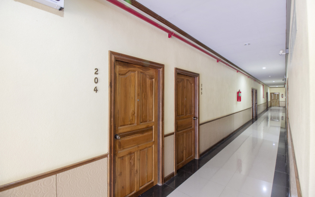 Train Hotel by Oyo Rooms