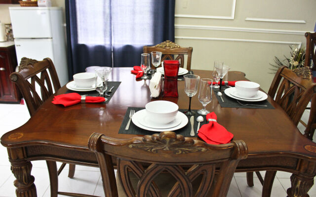 Casa Tianna Guest Apartments
