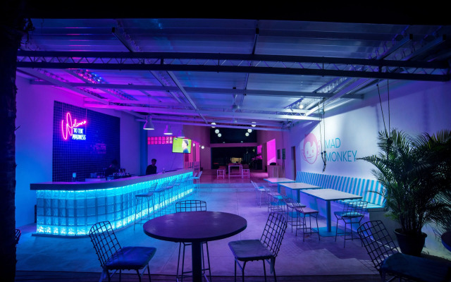 Mad Monkey Kuta Lombok - Hostel