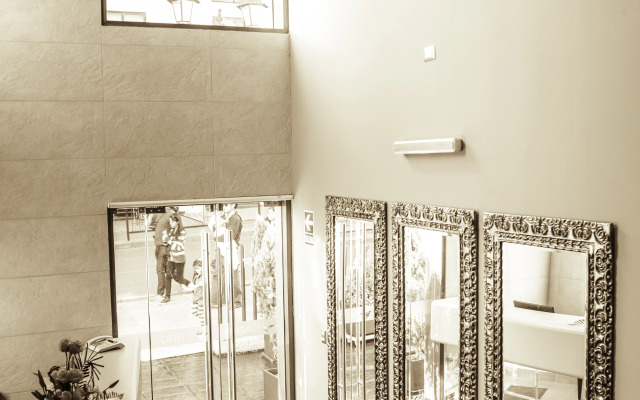 Atiq Boutique Hotel