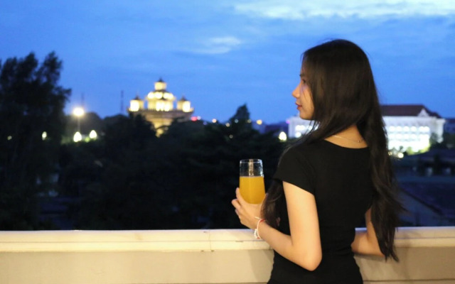 Urbanite Hotel