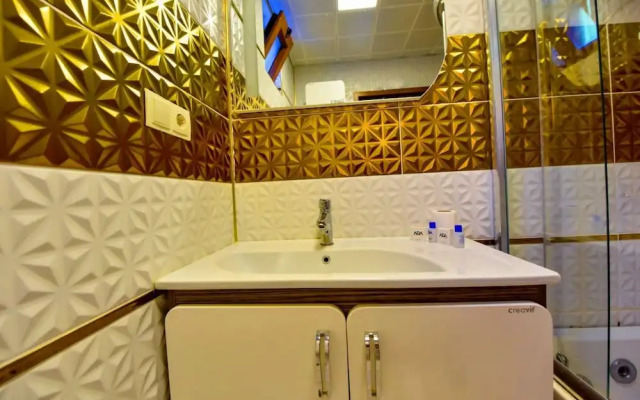 Ada Bungalow Hotel
