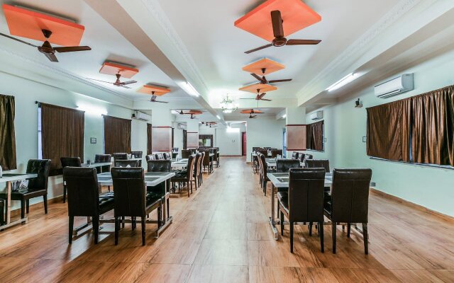 Hotel Naidu Grand by OYO Rooms