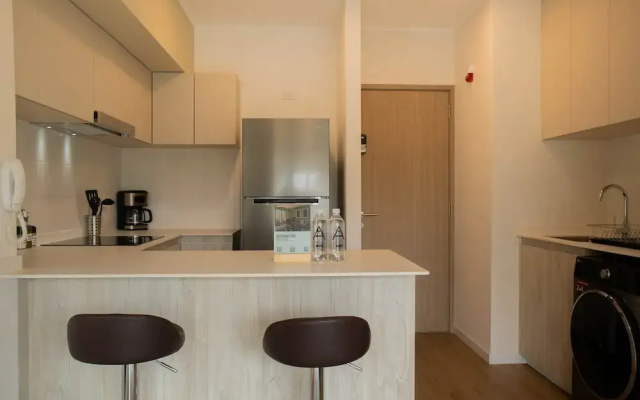w Stylish 2BR With Balcony in San Isidro