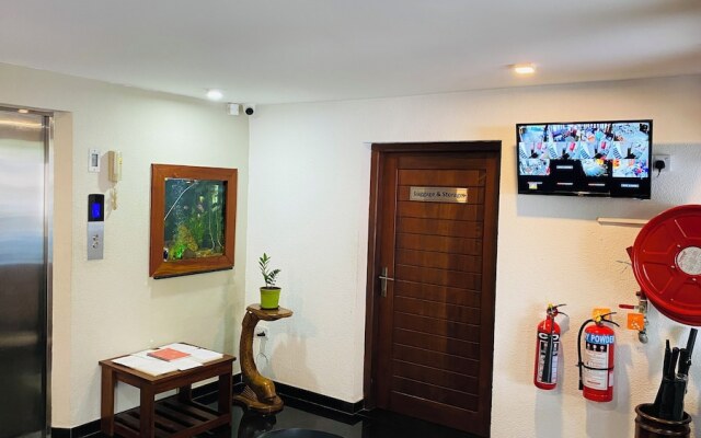 The Den 23