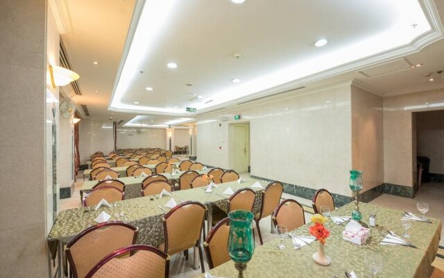 Al Mokhtara Golden Hotel