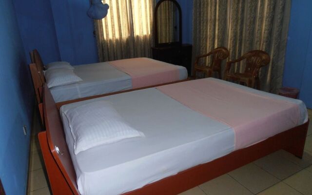 Ritzy Residence