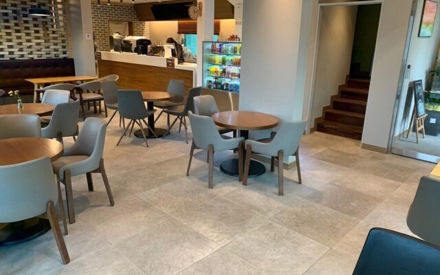 Moonkang S Spa Hotel