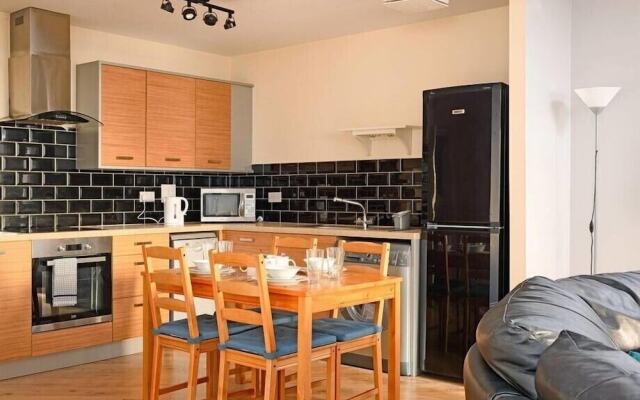 Wonderful Apartment nr Central Edinburgh