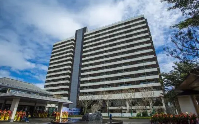 Ramada Encore By Wyndham Jiusuo Down Town