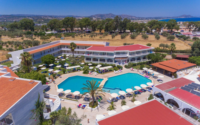 Hotel Niriides Beach
