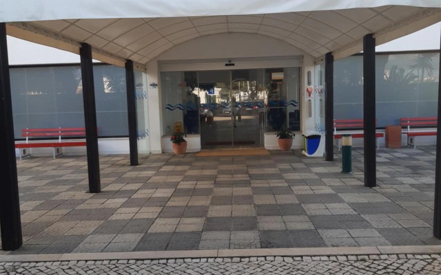 Sunholidays Apartment by Portugalferias