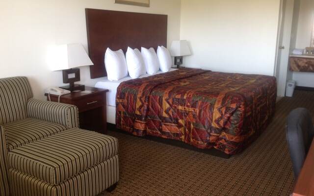 America Inn & Suites