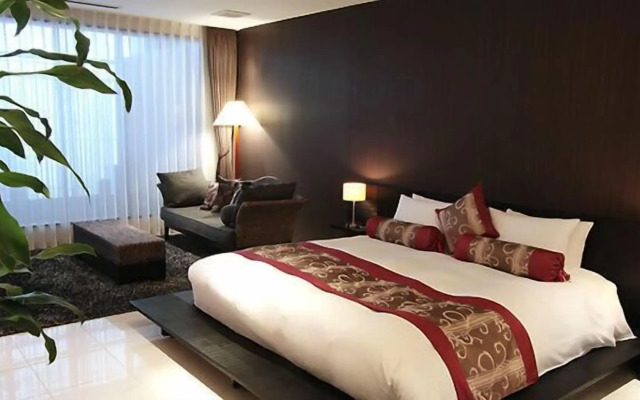 Kizashi The Suite