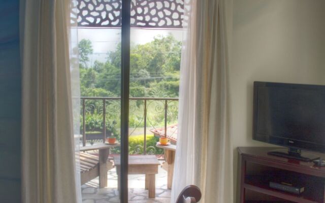 Gingerbread Hotel and Restaurant