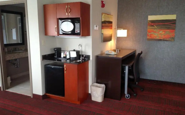 Holiday Inn Express Hotel & Suites Auburn by IHG