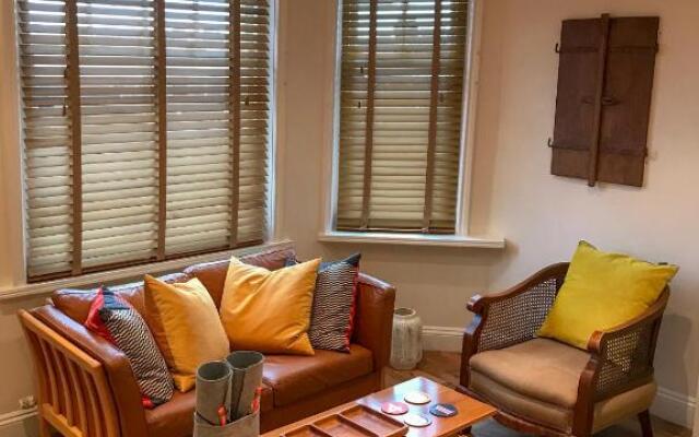 Flat 4, York Terrace