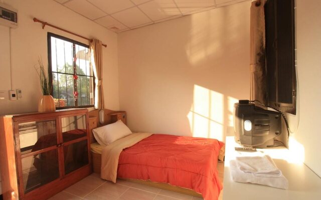 A-Ga-Pe Coffee Bar & Hostel