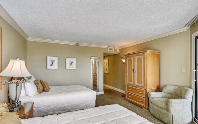 Inlet Reef 109 3 Bedroom Condo by RedAwning