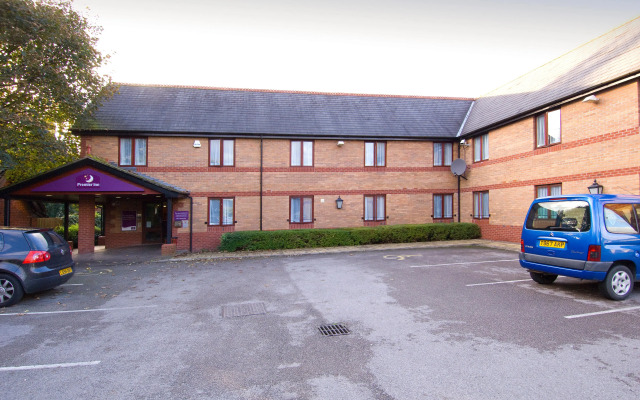 Premier Inn Warrington North East