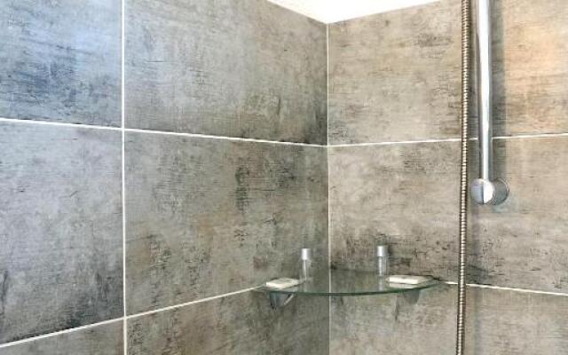 Studio terrasse Montpellier - Parking privé - Proche ligne 1