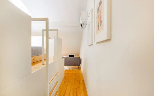 Oporto Loft with Mezzanine