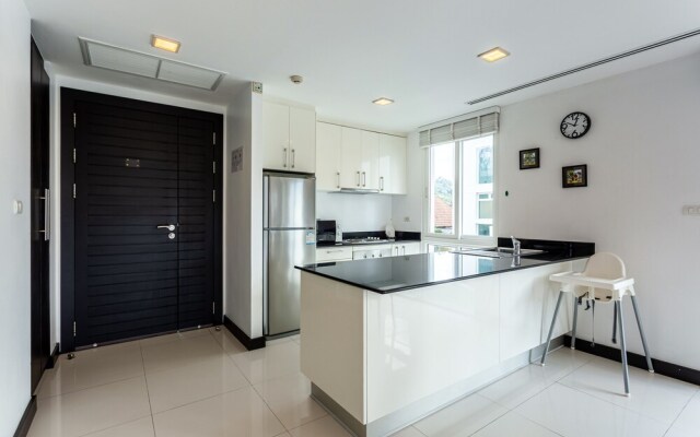 The Palms Kamala by Lofty