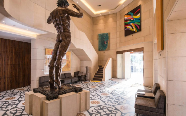 Hotel Leo