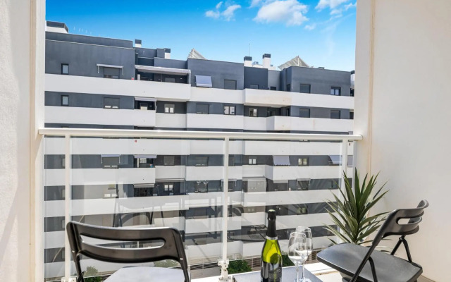 Luxury new apartment - private parking- Estepona