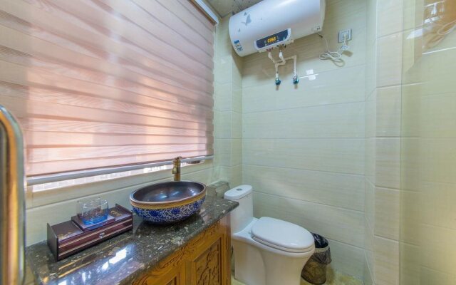 Lijiang JuXian Inn