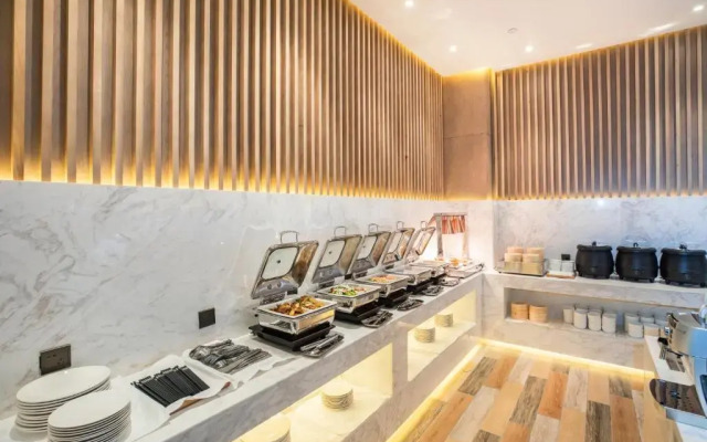 Atour Hotel Huaibei