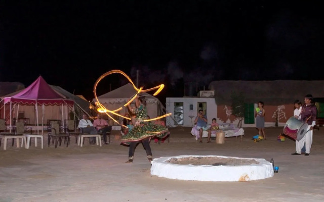 Gangaur Desert Resort By Park Tree