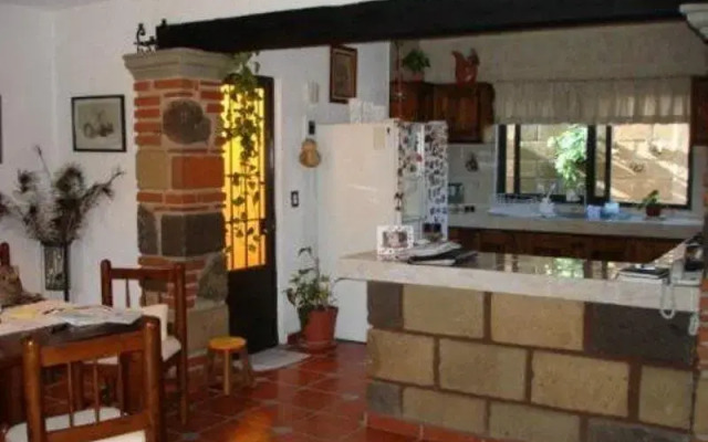 Casa Amarilla
