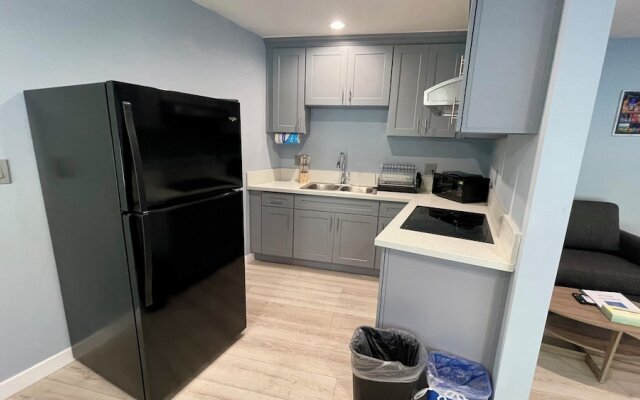 Quintessence ApartHotel