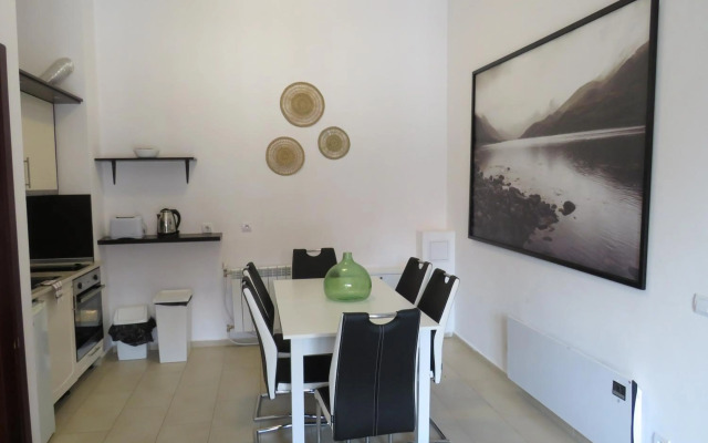 Flora Daisy Apartment nr 28