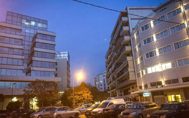La Place De La Gare Suite