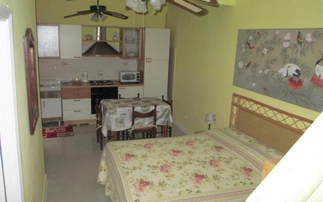 Luisa Rooms 2 - Apartment in the heart of Vernazza