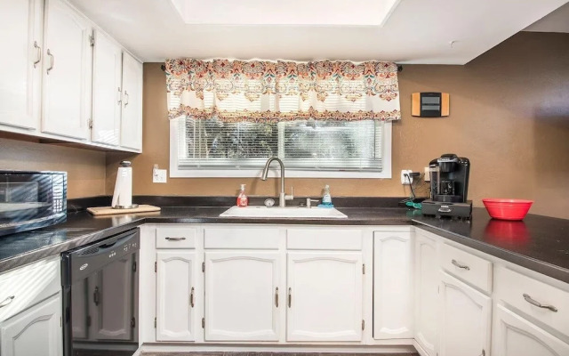 Fanning Flagstaff 4 Bedroom Home